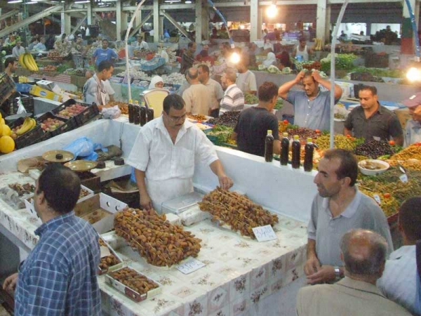 وفرة كبيرة للخضر والفواكه خلال شهر رمضان