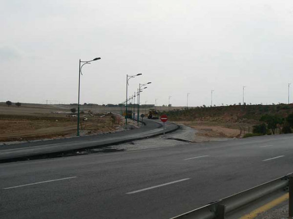قاضي يهدد الشركة الإيطالية بسحب مشروع محطة الدفع