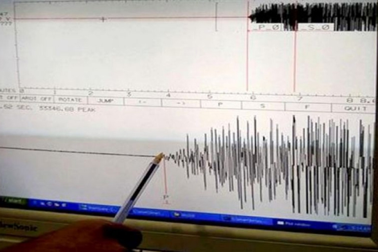 هزّة أرضية بقوة 2.9