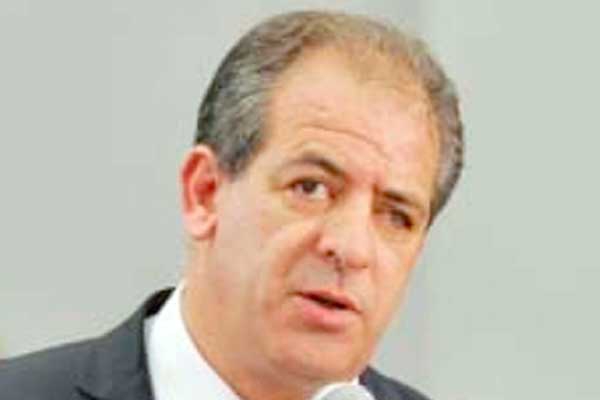 ولد علي يدعو إلى استراتيجية دولية لمكافحة الظاهرة