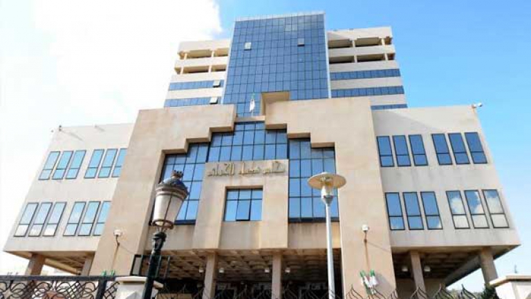 القاضي ينهي مساءلة آخر المتهمين في المجموعة الأولى