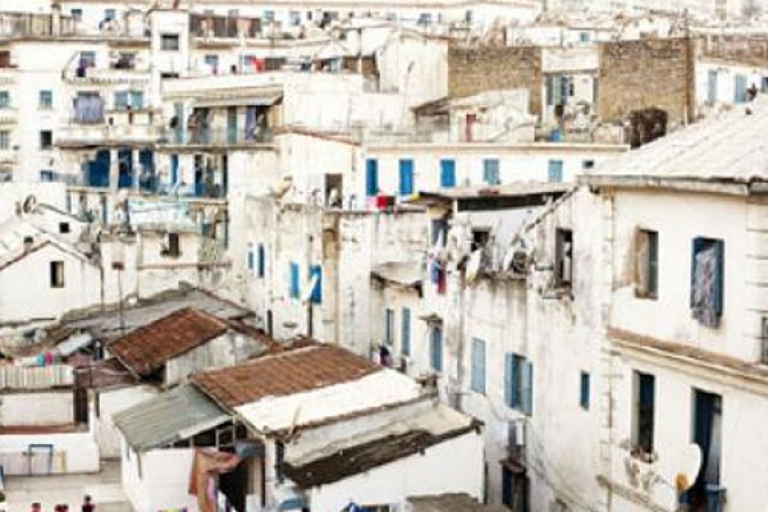 سكان الأسطح يطالبون بالترحيل