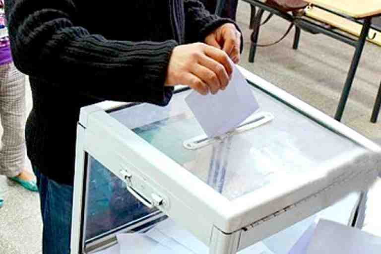 يوم الفصل بين الأحزاب والمترشحين