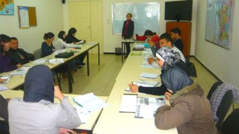 "مراكز الامتياز" لمواجهة أزمة النفط