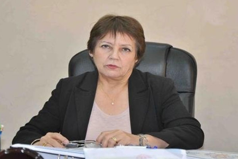 وزن الكتب المدرسية يقلّص إلى النّصف