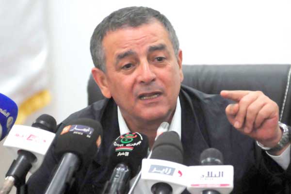 فتح قناة للتشاور وتقييم تنفيذ الإصلاحات