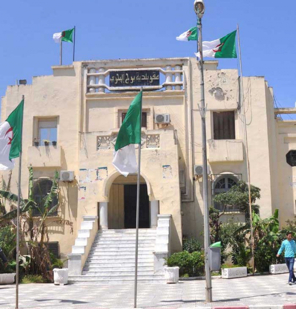 ضعف الميزانية مشجب يعلق عليه ”الأميار” عجزهم