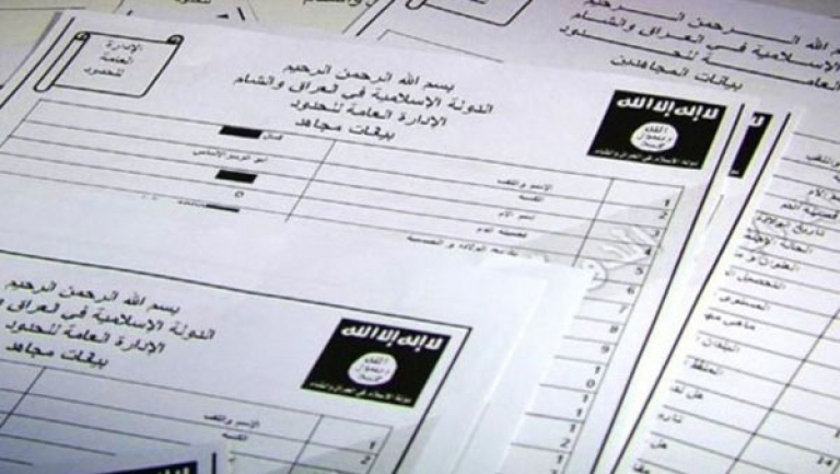 وثائق مسروقة تكشف النقاب عن 22 ألف مجنّد لدى "داعش"
