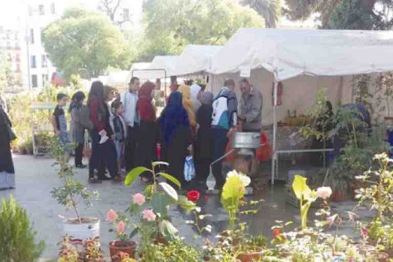 عادة عريقة ترفض الاندثار وماء يستعمل في الأكل والعلاج