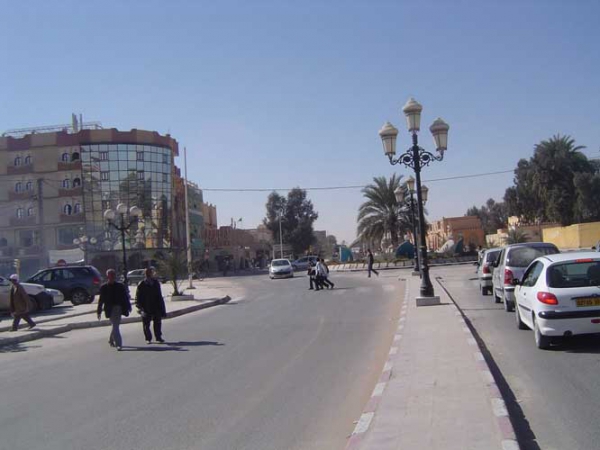 اشتراط العمل في الشركات البترولية وراء الخلل