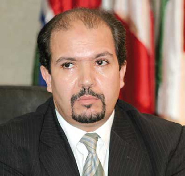 شـــــاعـــر الثــــورة مــــرجعيــــة حقيقيـــــة في غــــرس الوطنيـــــة