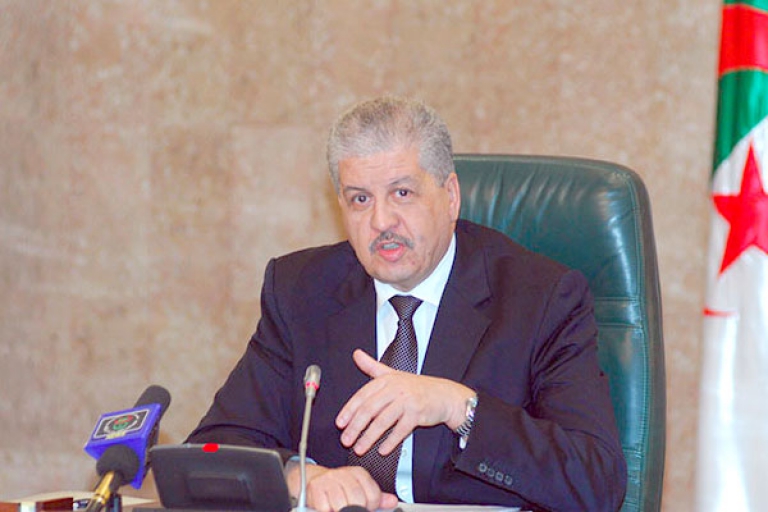 3021 تاجر جملة ينشطون بدون محلات
