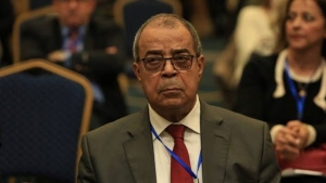 وزير الصناعة والإنتاج الصيدلاني علي عون