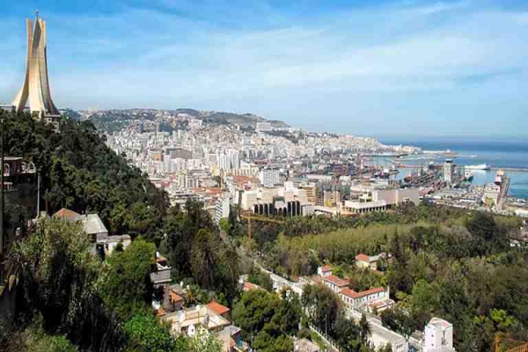 الجزائر لن تنفجر والمطلوب تغيير الذهنيات