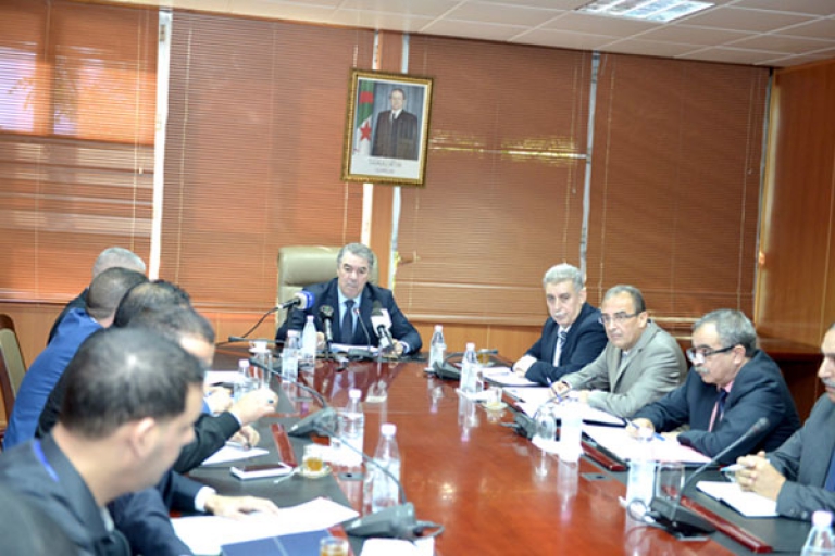 الخدمات الجامعية لن تخوصص