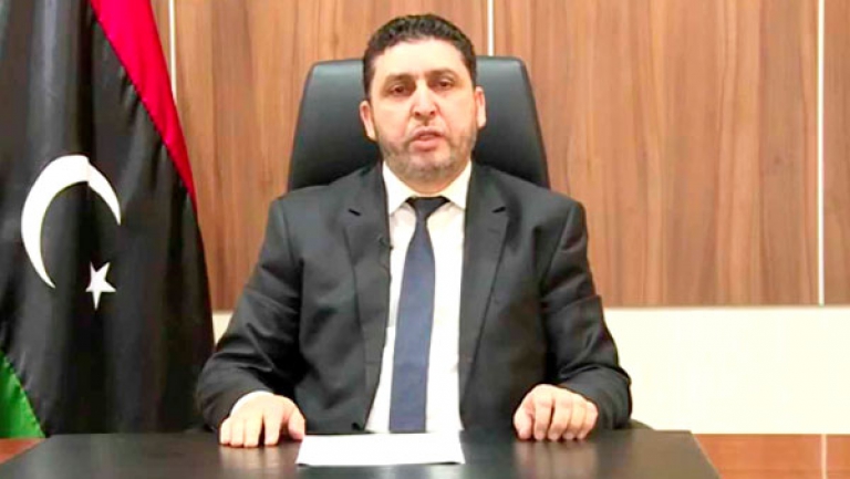الغويل انقلب على مواقفه بـ 180 درجة في أقل من 24 ساعة