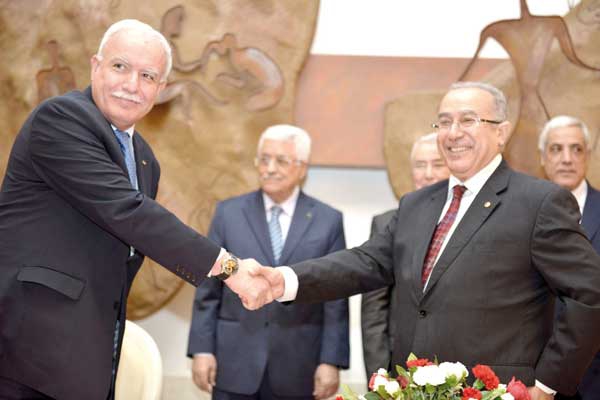التوقيع على اتفاقيتين لإنشاء لجنة مشتركة جزائرية - فلسطينية 