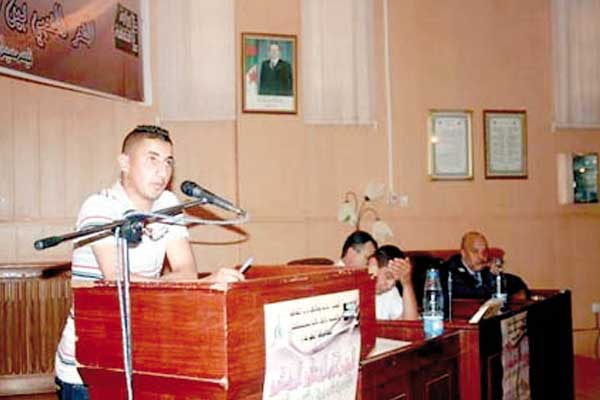 مهرجان الشعر الشعبي سر ميلي للقصيدة الشعبية