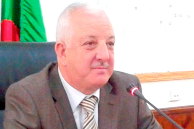 والي سكيكدة يطالب "مير" حمادي كرومة بالجدية