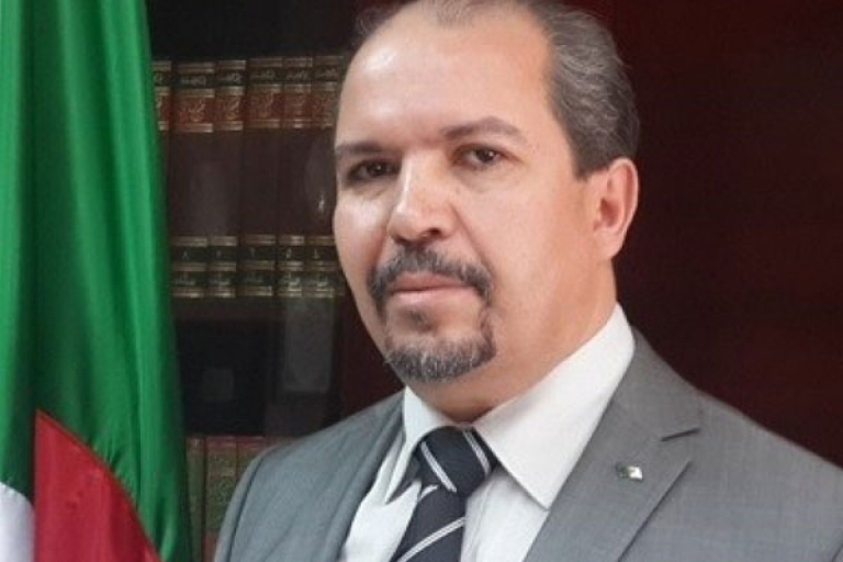عيسى: الحكومة تعتبر «الأحمدية» قضية أمنية