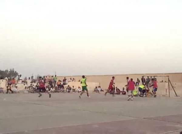 الملاعب الجوارية بأدرار متدهورة ومرتع للنفايات