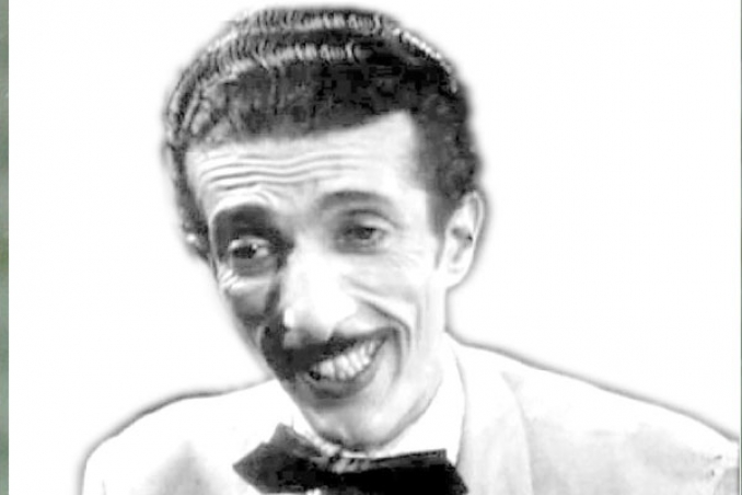 تهيئة مسرح "محمد التوري"