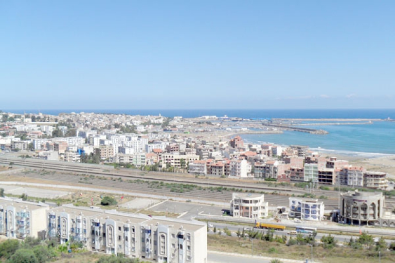 الوالي يلح على ضرورة تدارك تأخر المشاريع