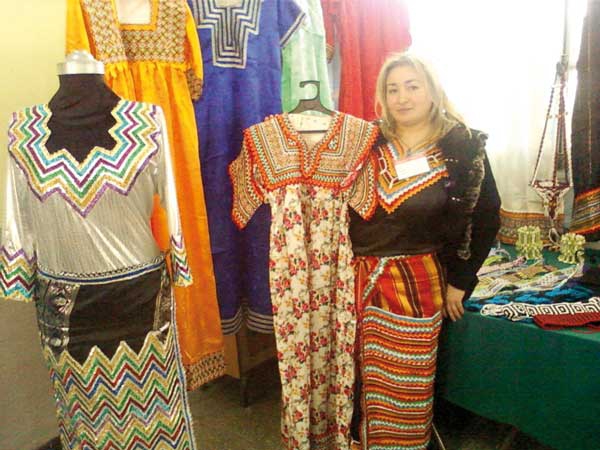 الجبة القبائلية أصبحت لباسا يوميا