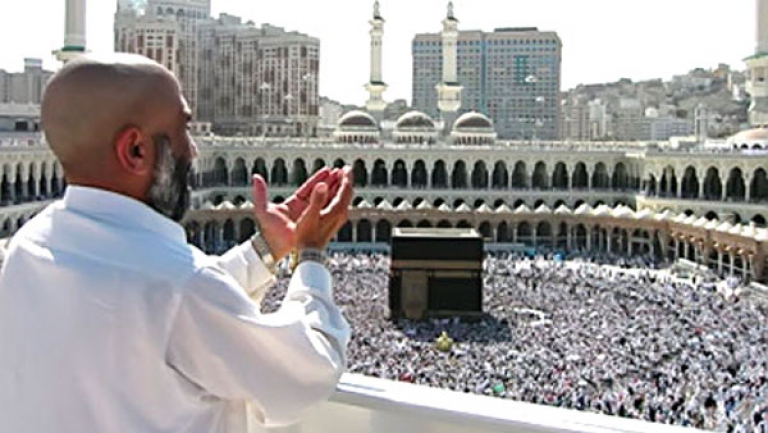 أخذ عيّنة من أظافر وشعر الحجاج لاستخدامها في "أ.دي.أن"