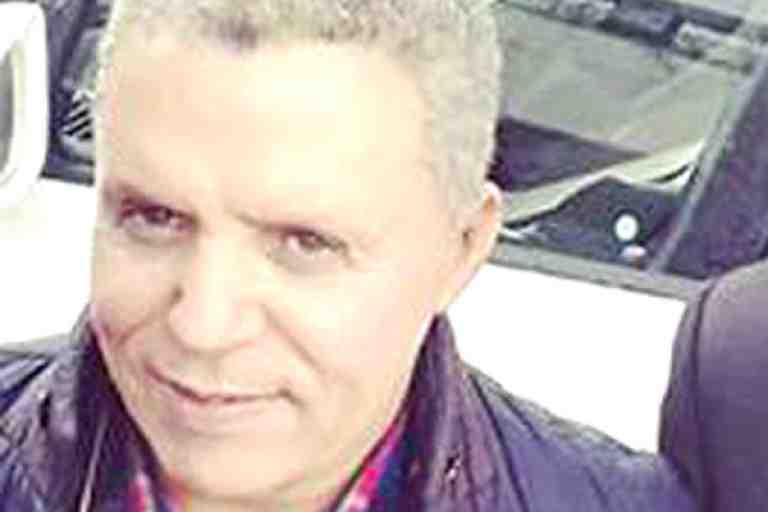 وفاة الفنان عمر زيات