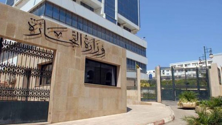 تجار يتحدّثون عن تلاعبات ورشاو في شكوى إلى الأمن ووزارة التجارة
