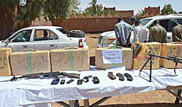 الجيش يكتشف مخبأ للأسلحة والذخيرة بتينزاواتين