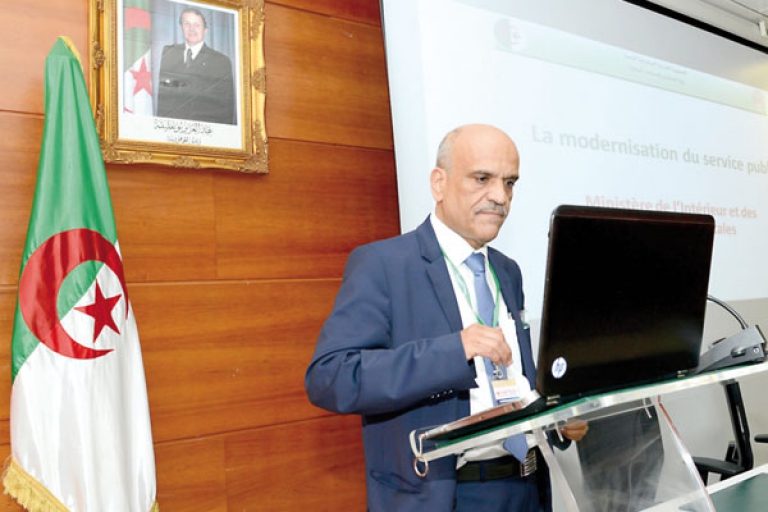 سلمنا 9.3 مليون جواز سفر و2.4 مليون بطاقة تعريف بيومترية