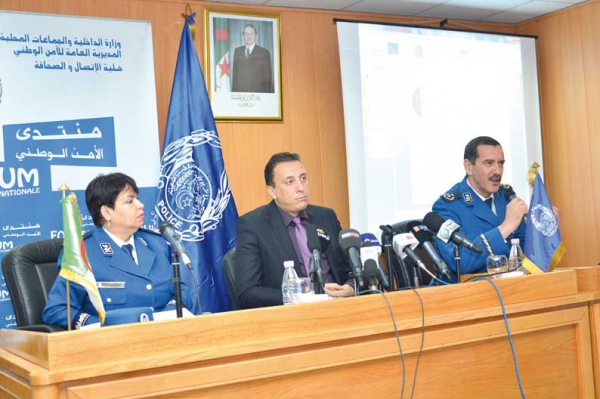 60 بالمائة من الأولياء يجهلون وجود برامج للرقابة على الأنترنت