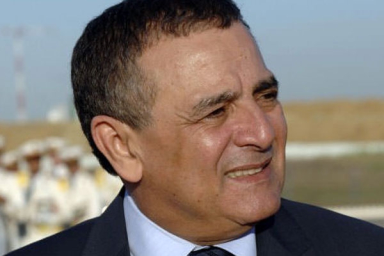 بوشوارب: الحكومة قررت عدم تصدير المواد الخام