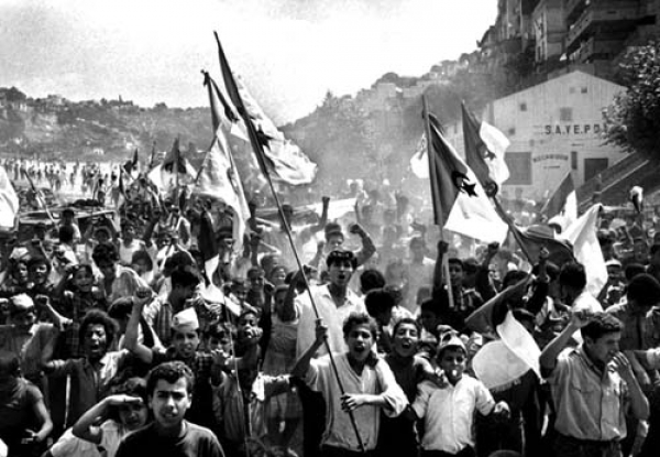 انتصار شعب أبى التقسيم والتفرقة