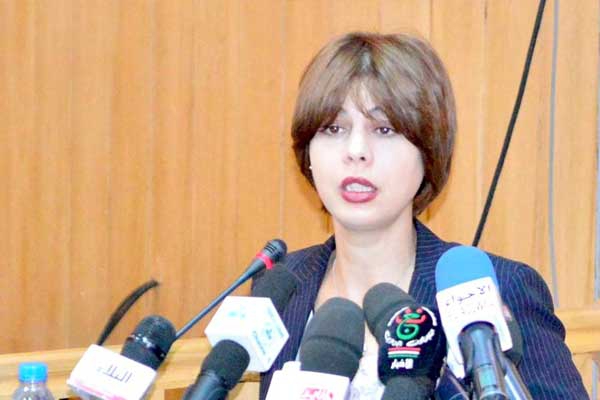فرعون تطالب "اتصالات الجزائر" بمخطط توجيهي لشبكات الألياف
