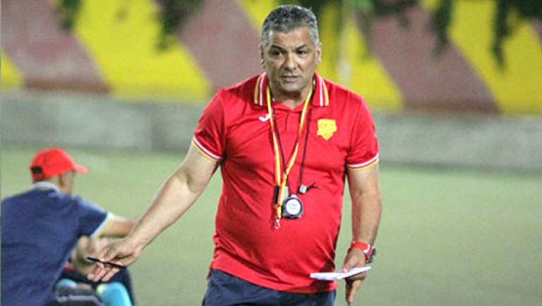 زهير جلول يرفع من درجة استعداد لاعبيه