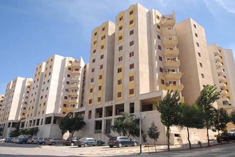 التحقيق يسقط 6479 مكتتبا من برنامج عدل 2001 ـ 2002