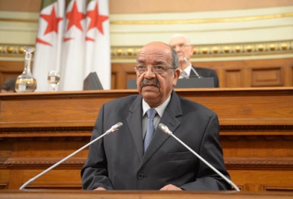 المطلوب من القنوات الخاصة الخضوع لقانون السمعي البصري