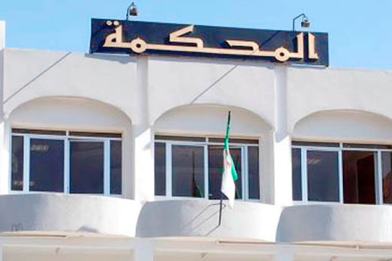 4 سنوات حبسا لمزور شهادة حياة لسحب تقاعد والده المتوفي