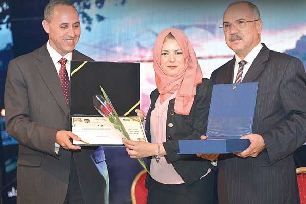 التفكير في رفع القيمة المالية للجائزة