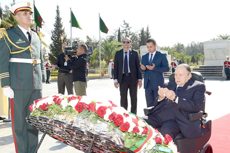 الرئيس بوتفليقة يترحم على أرواح الشهداء