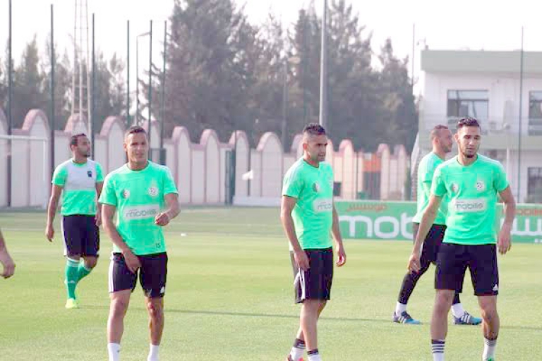 مشاريع ليكنس في الفريق الوطني قبل «الكان»