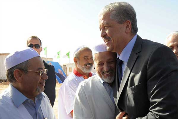 الطبقة السياسية تدعو لحل الأزمة حماية للوحدة الوطنية