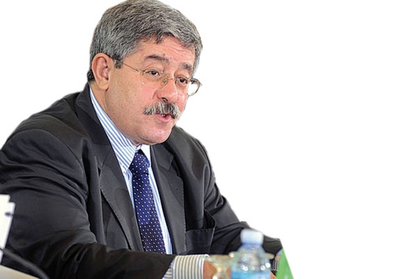 تحسين التسيير بـ «لامركزية» القرار