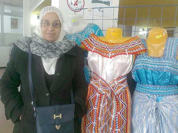 الجبة القبائلية مطلب المولوعات بالتراث
