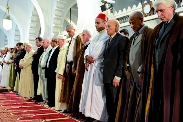 صلاة الغائب على أرواح شهداء الواجب الوطني