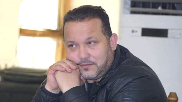 فيصل الأحمر يوقع رواياته بجناح "العين"