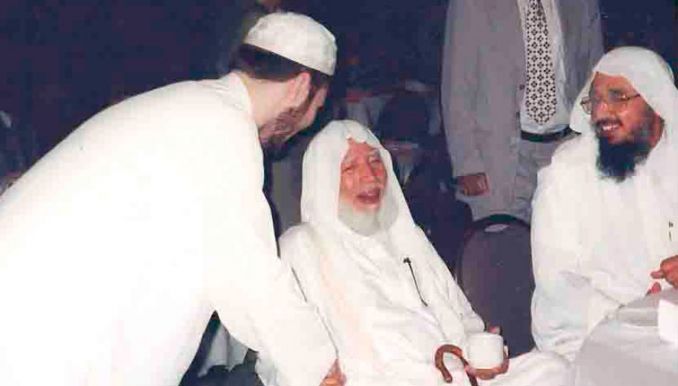الشيخ أبوبكر الجزائري في ذمة الله